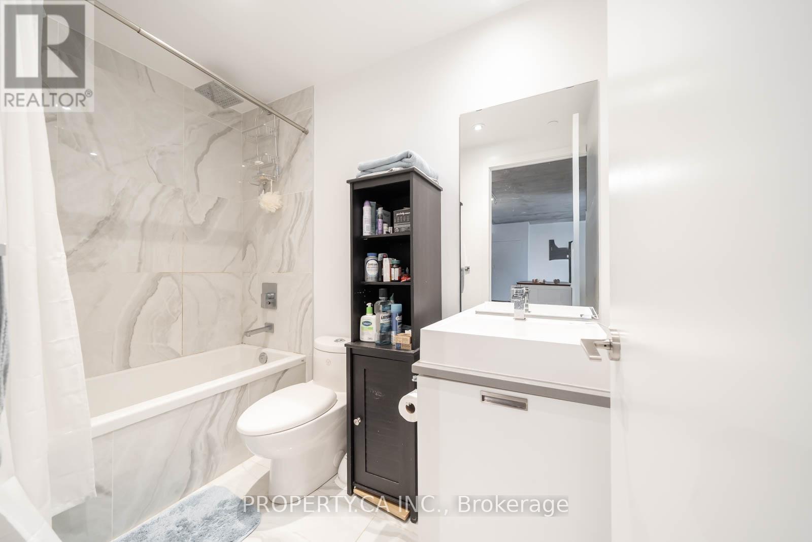 308 - 246 Logan Avenue, Toronto, Ontario  M4M 0E9 - Photo 24 - E12802698