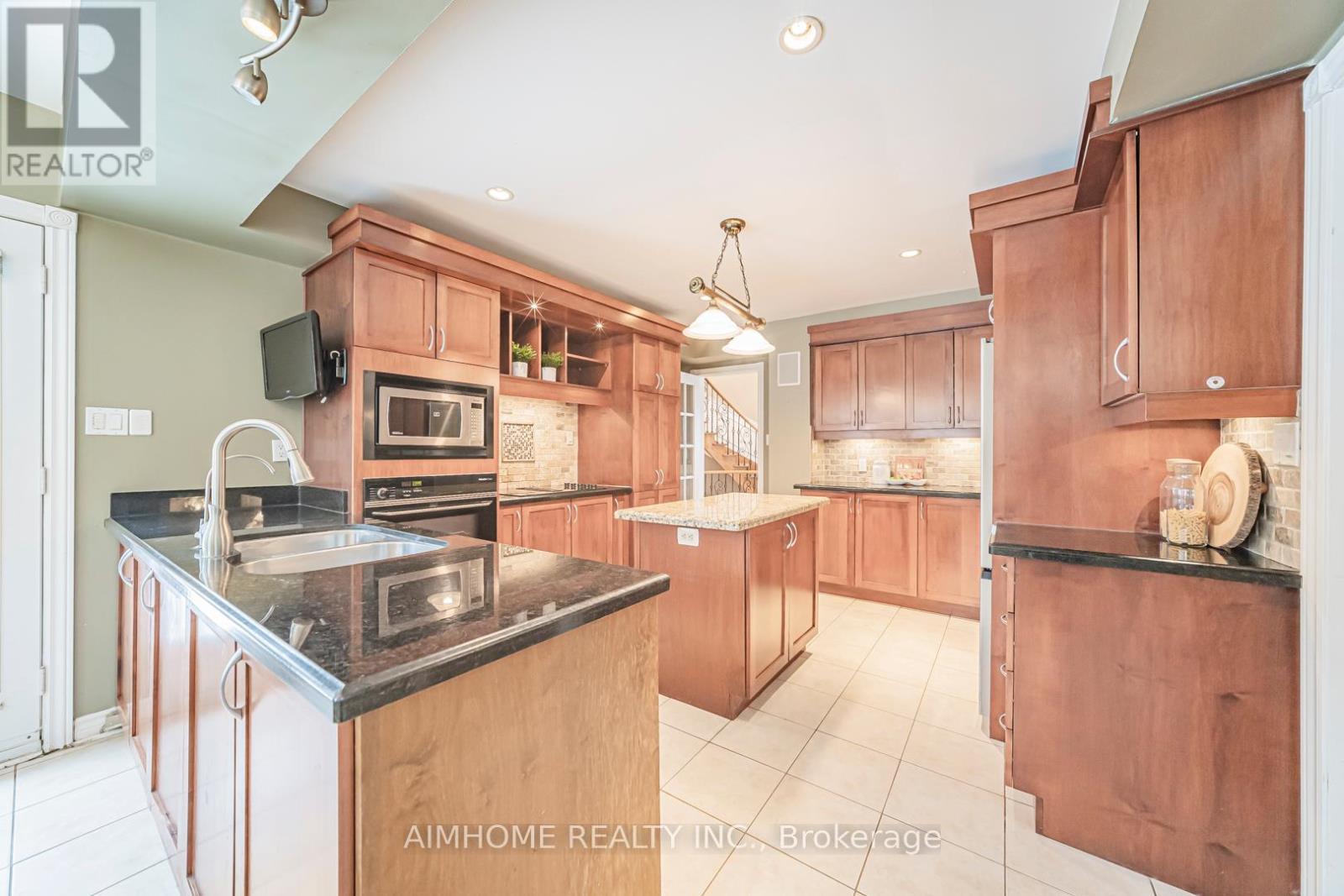 30 Ritter Crescent E, Markham, Ontario  L3R 4K5 - Photo 19 - N12802684