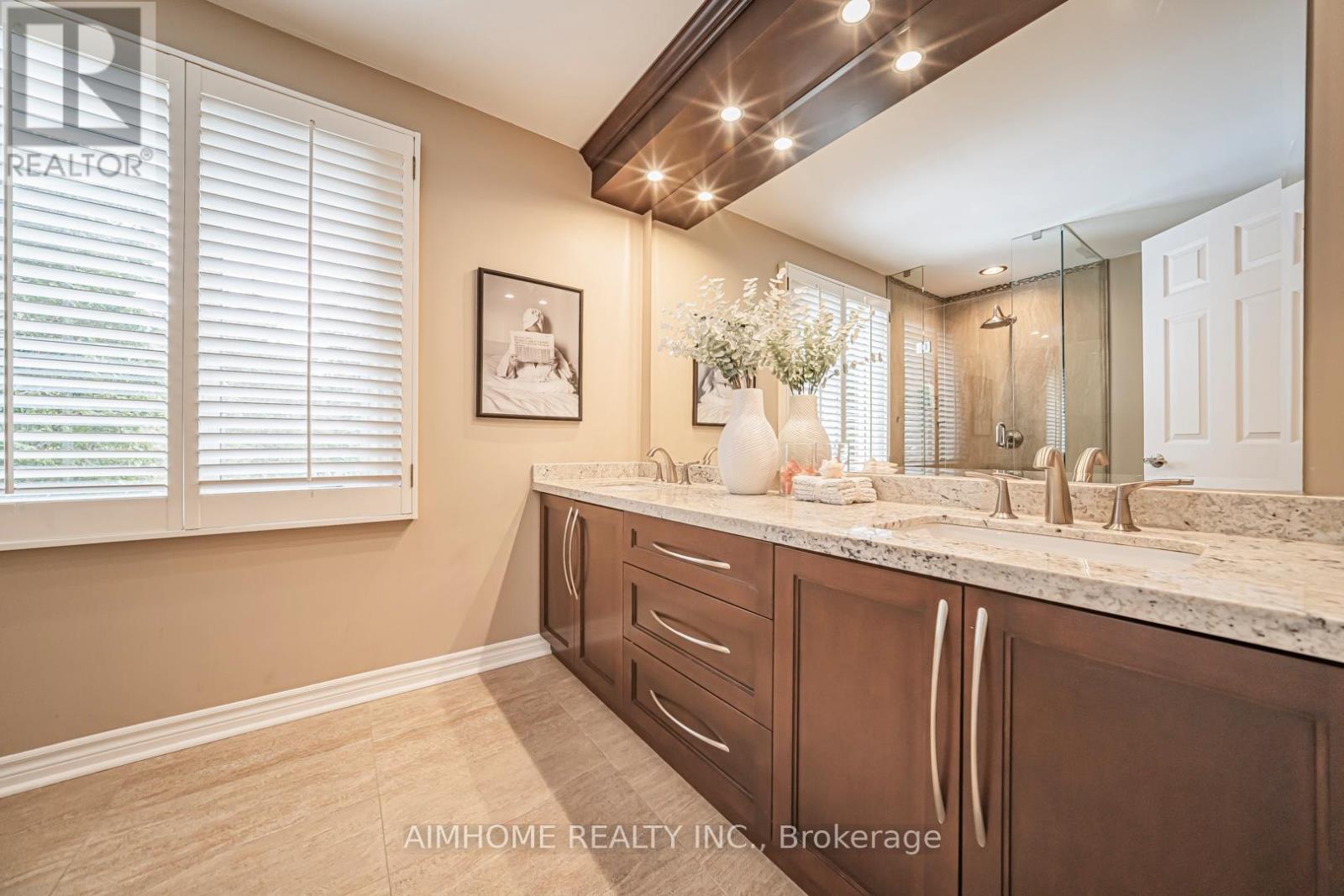 30 Ritter Crescent E, Markham, Ontario  L3R 4K5 - Photo 29 - N12802684