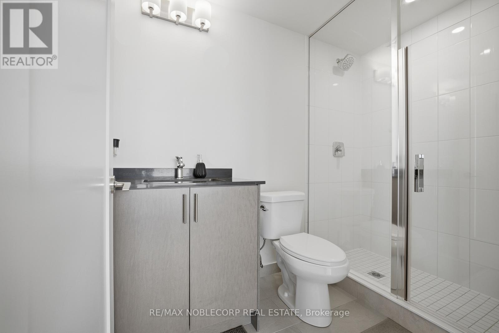 1414 - 8960 Jane Street, Vaughan, Ontario  L4K 0N9 - Photo 10 - N12802694