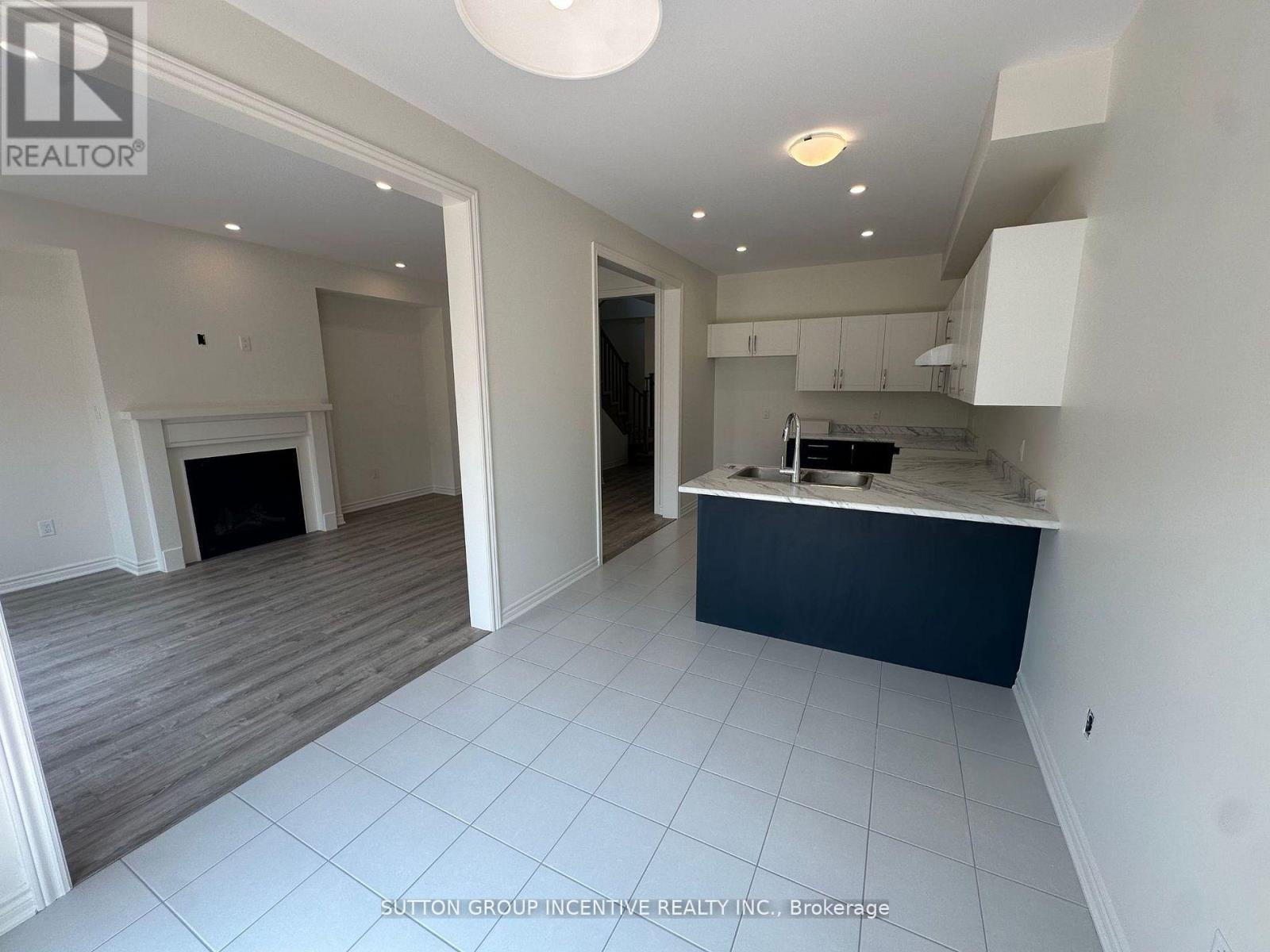 231 Prescott Drive, Clearview (Stayner), Ontario L0M 1S0 - Photo 6 - S12802710