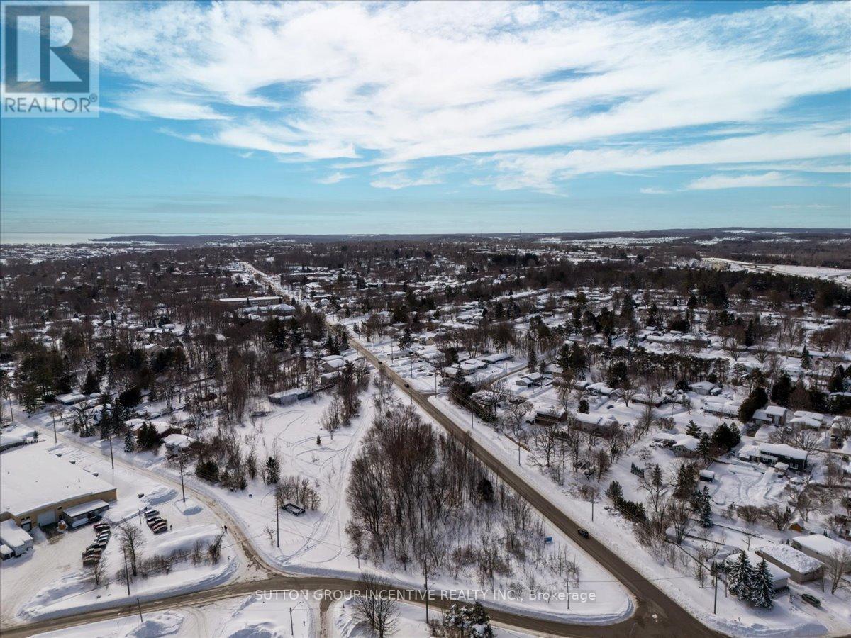 570 Laclie Street, Orillia, Ontario  L3V 4A9 - Photo 15 - S12802774