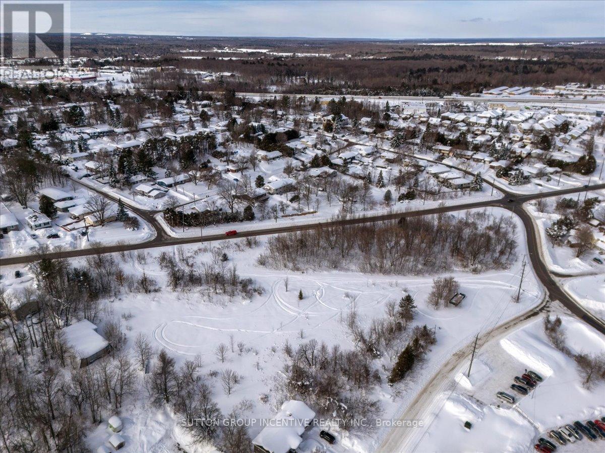 570 Laclie Street, Orillia, Ontario  L3V 4A9 - Photo 23 - S12802774