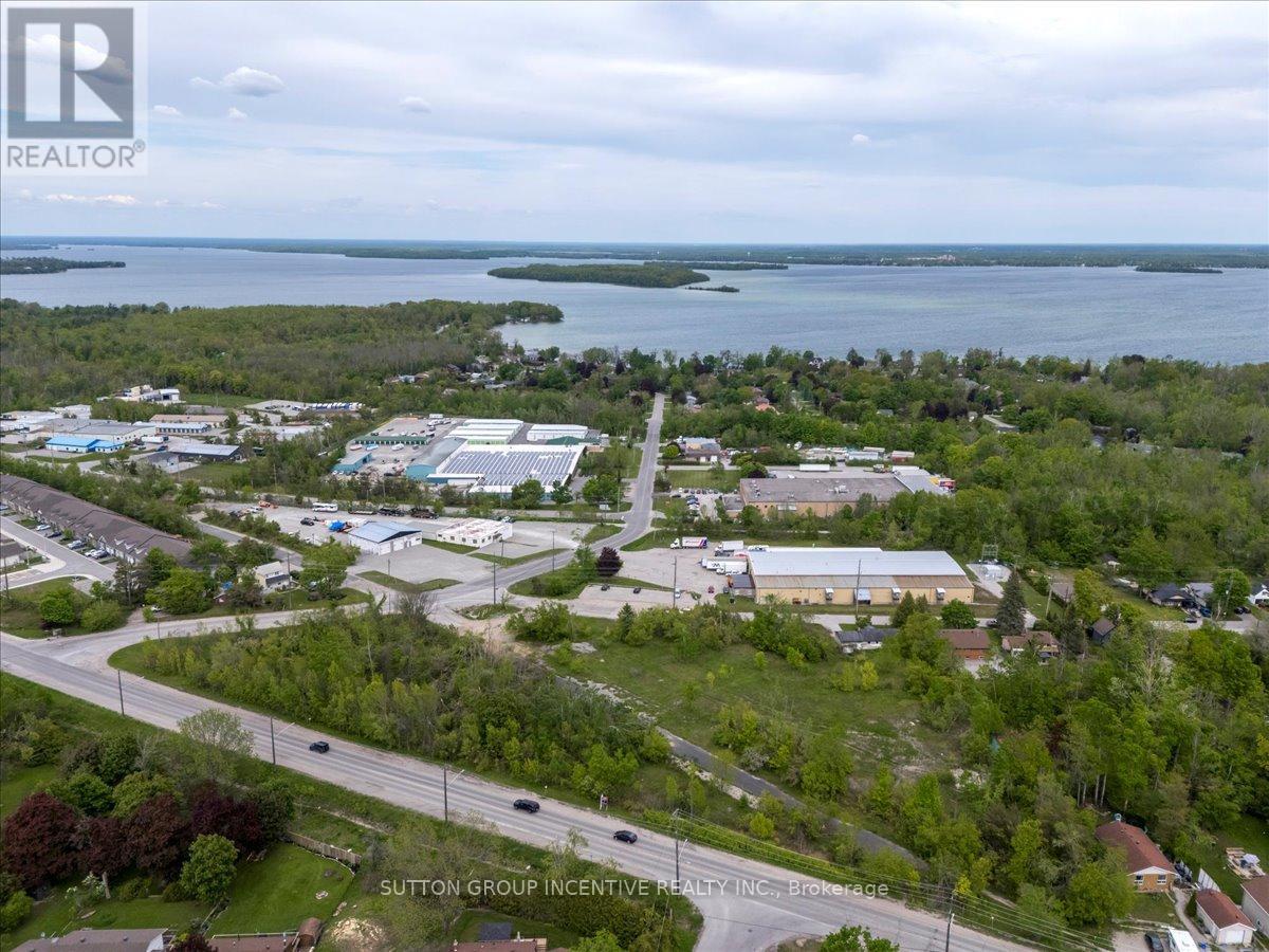 570 Laclie Street, Orillia, Ontario  L3V 4A9 - Photo 8 - S12802774