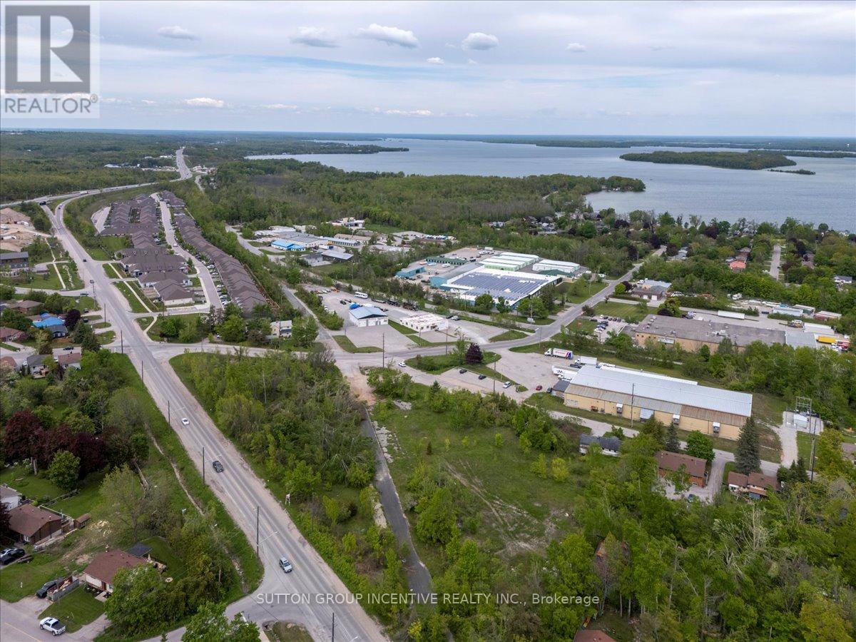 570 Laclie Street, Orillia, Ontario  L3V 4A9 - Photo 9 - S12802774