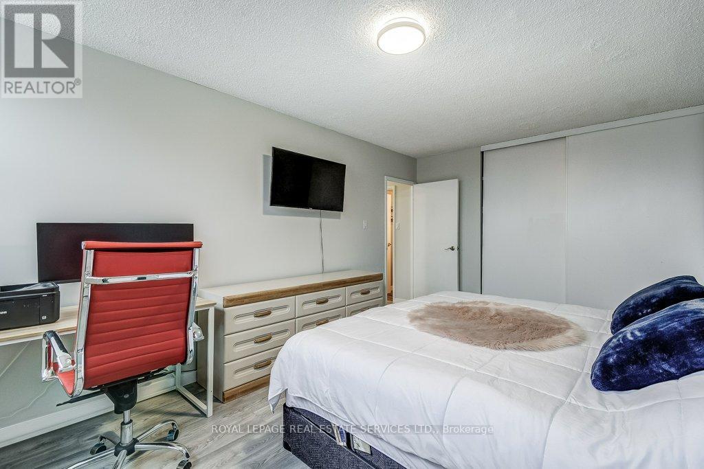 601 - 212 Kerr Street, Oakville, Ontario  L6K 3B1 - Photo 27 - W12802422