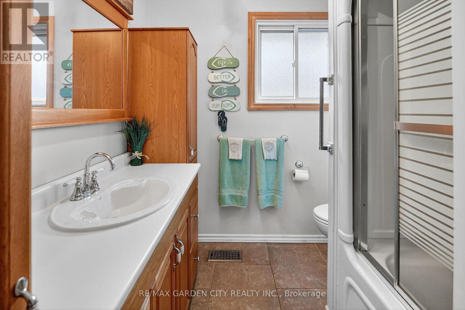 120 Kinross Street, Haldimand, Ontario  N3W 1K1 - Photo 15 - X12605506