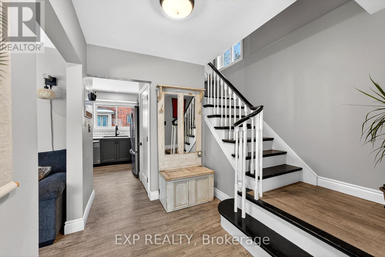 266 Bleecker Avenue, Belleville, Ontario  K8N 3V4 - Photo 11 - X12800634