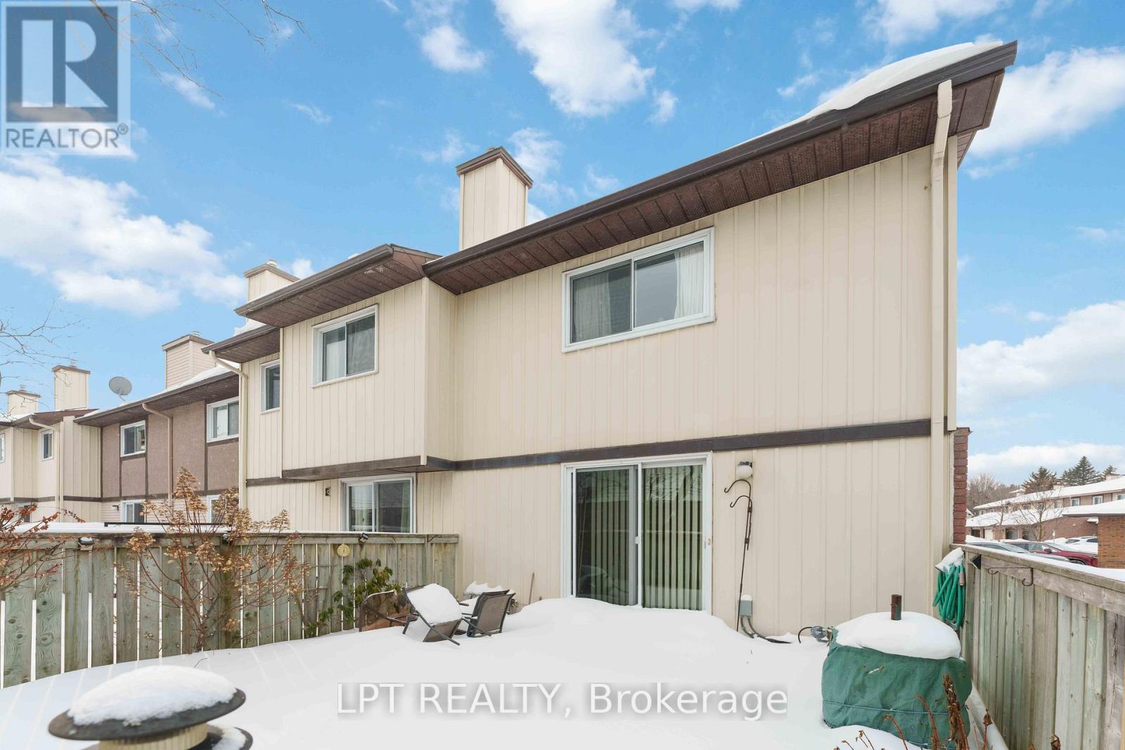 51 - 122 Clarkson Crescent, Ottawa, Ontario  K2L 3E2 - Photo 22 - X12605708