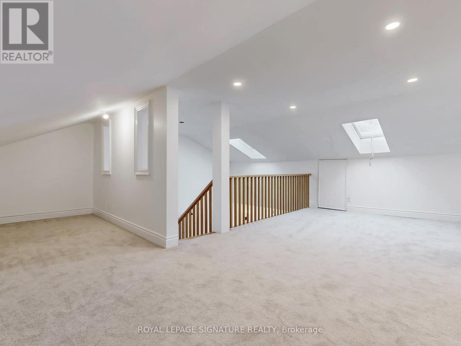 Upper - 117 Westmount Avenue, Toronto, Ontario  M6H 3K3 - Photo 13 - W12802706