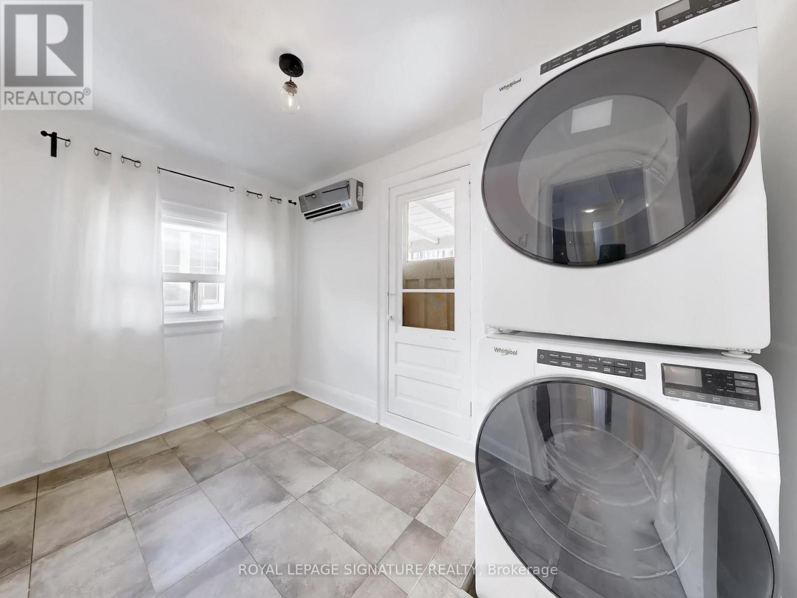 Upper - 117 Westmount Avenue, Toronto, Ontario  M6H 3K3 - Photo 24 - W12802706