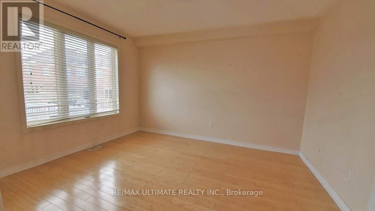 39 Iceland Poppy Trail, Brampton, Ontario  L7A 0M9 - Photo 4 - W12802760