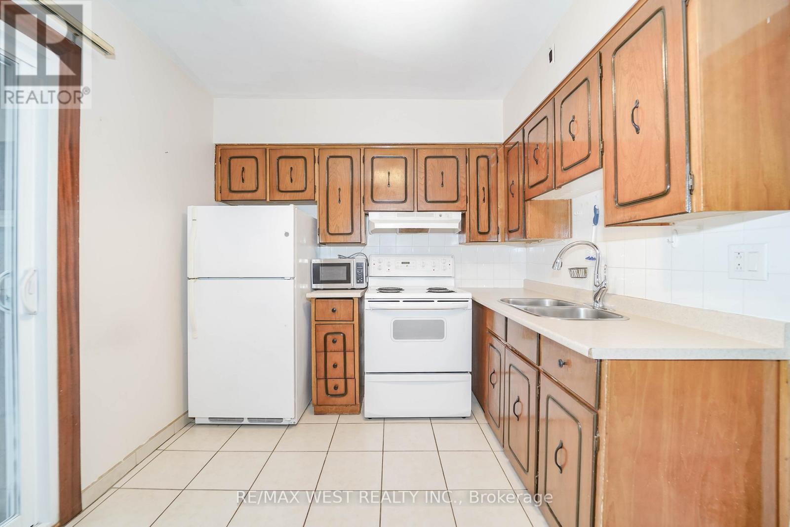 Unknown Address, ,     - Photo 7 - W12802770