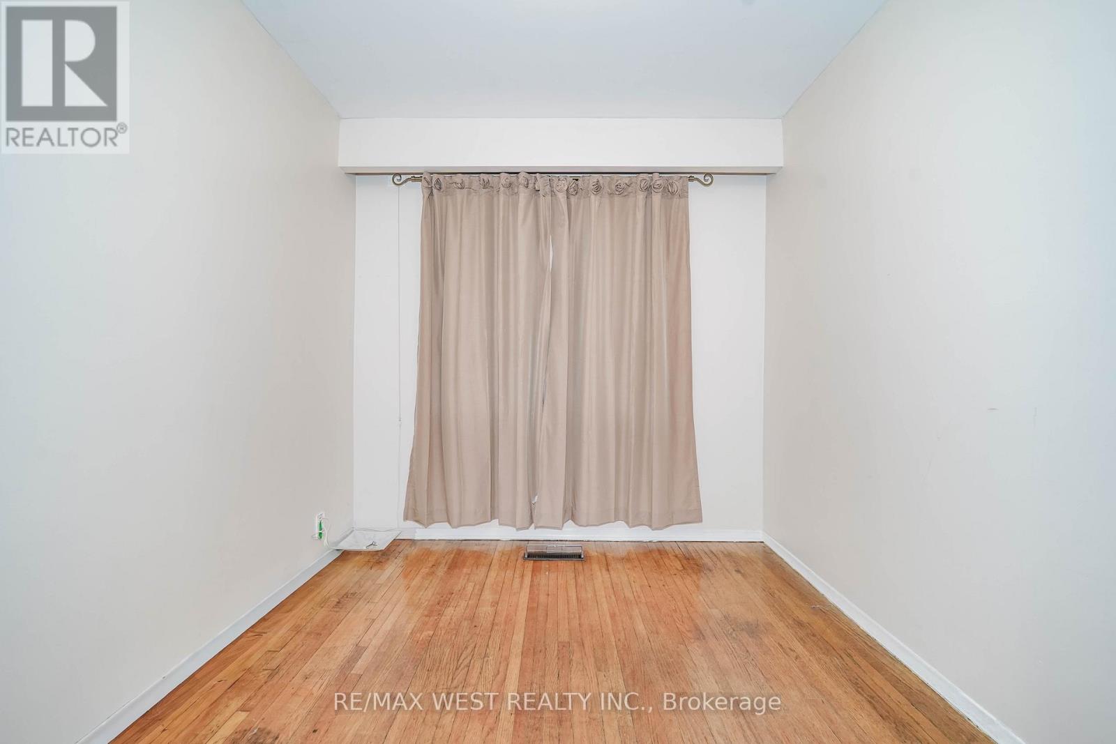 Unknown Address, ,     - Photo 9 - W12802770