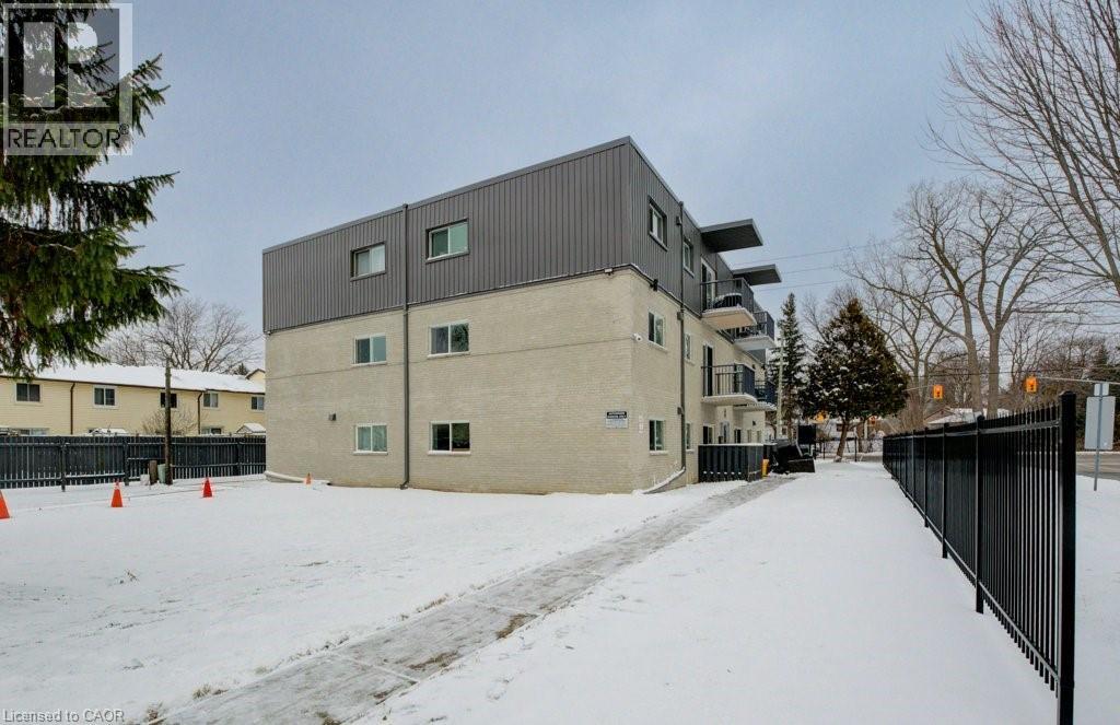 151 Marconi Boulevard Unit# 9, London, Ontario  N5V 1A6 - Photo 4 - 40795109