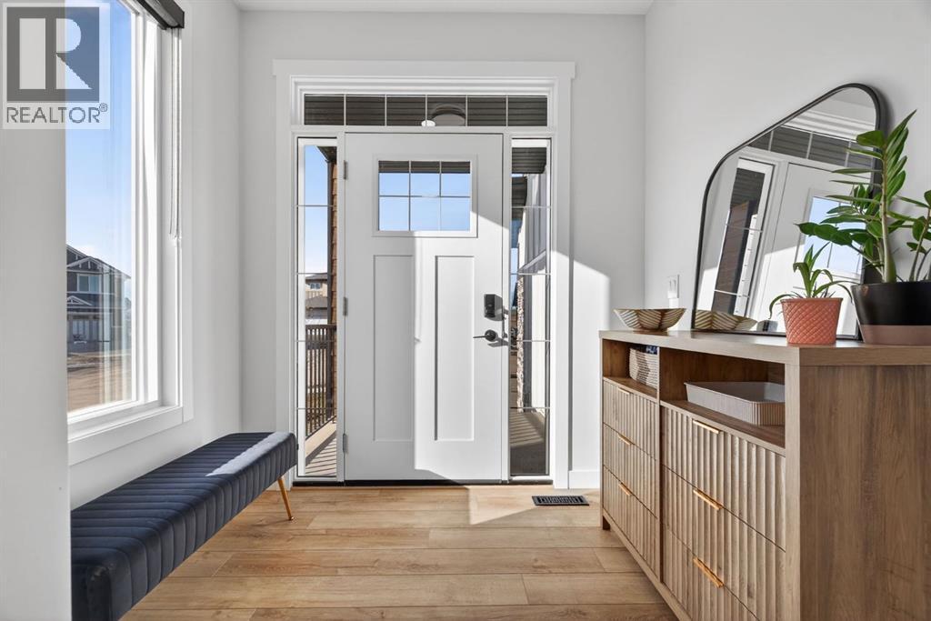 36 Wintergreen Bend, Okotoks, Alberta  T1S 5X9 - Photo 2 - A2287114