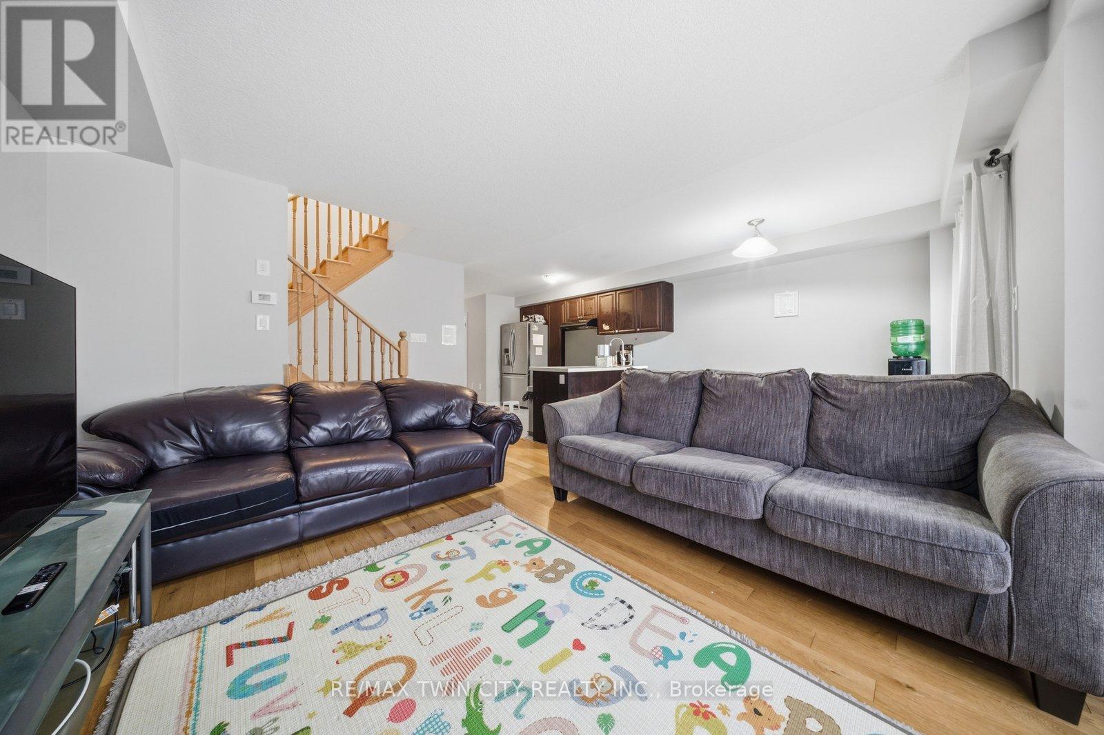 126 Munro Circle, Brantford, Ontario  N3T 0R4 - Photo 13 - X12802688