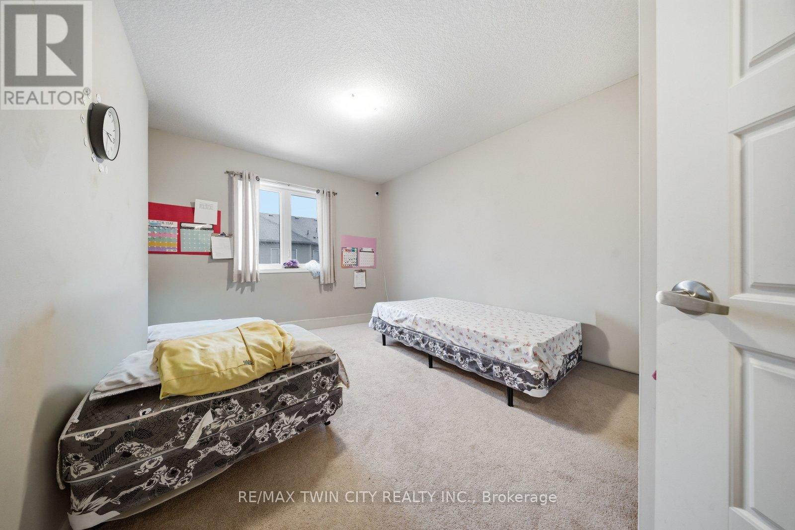 126 Munro Circle, Brantford, Ontario  N3T 0R4 - Photo 15 - X12802688