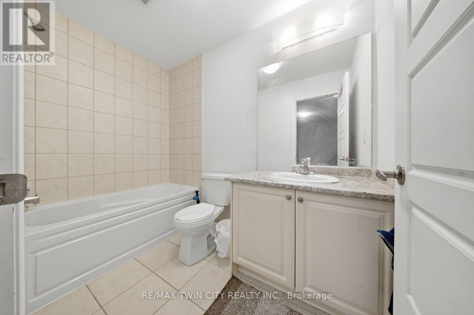 126 Munro Circle, Brantford, Ontario  N3T 0R4 - Photo 16 - X12802688