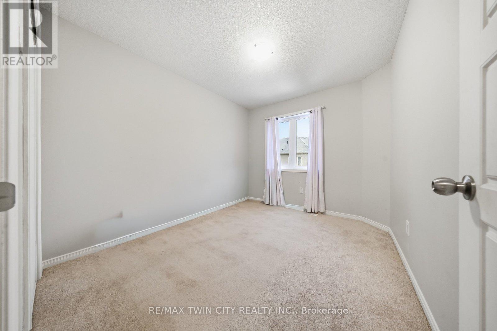 126 Munro Circle, Brantford, Ontario  N3T 0R4 - Photo 19 - X12802688