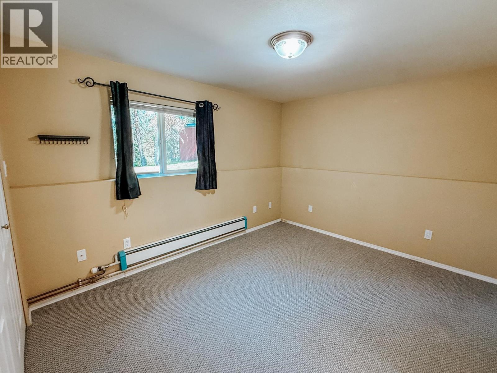 4719 Cariboo Drive, 108 Mile Ranch, British Columbia  V0K 2K0 - Photo 13 - R3091652