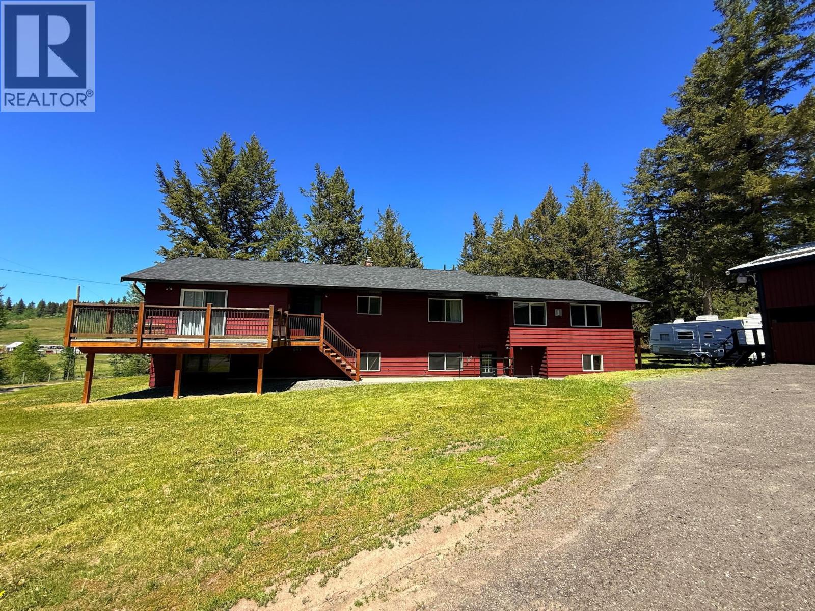 4719 Cariboo Drive, 108 Mile Ranch, British Columbia  V0K 2K0 - Photo 2 - R3091652