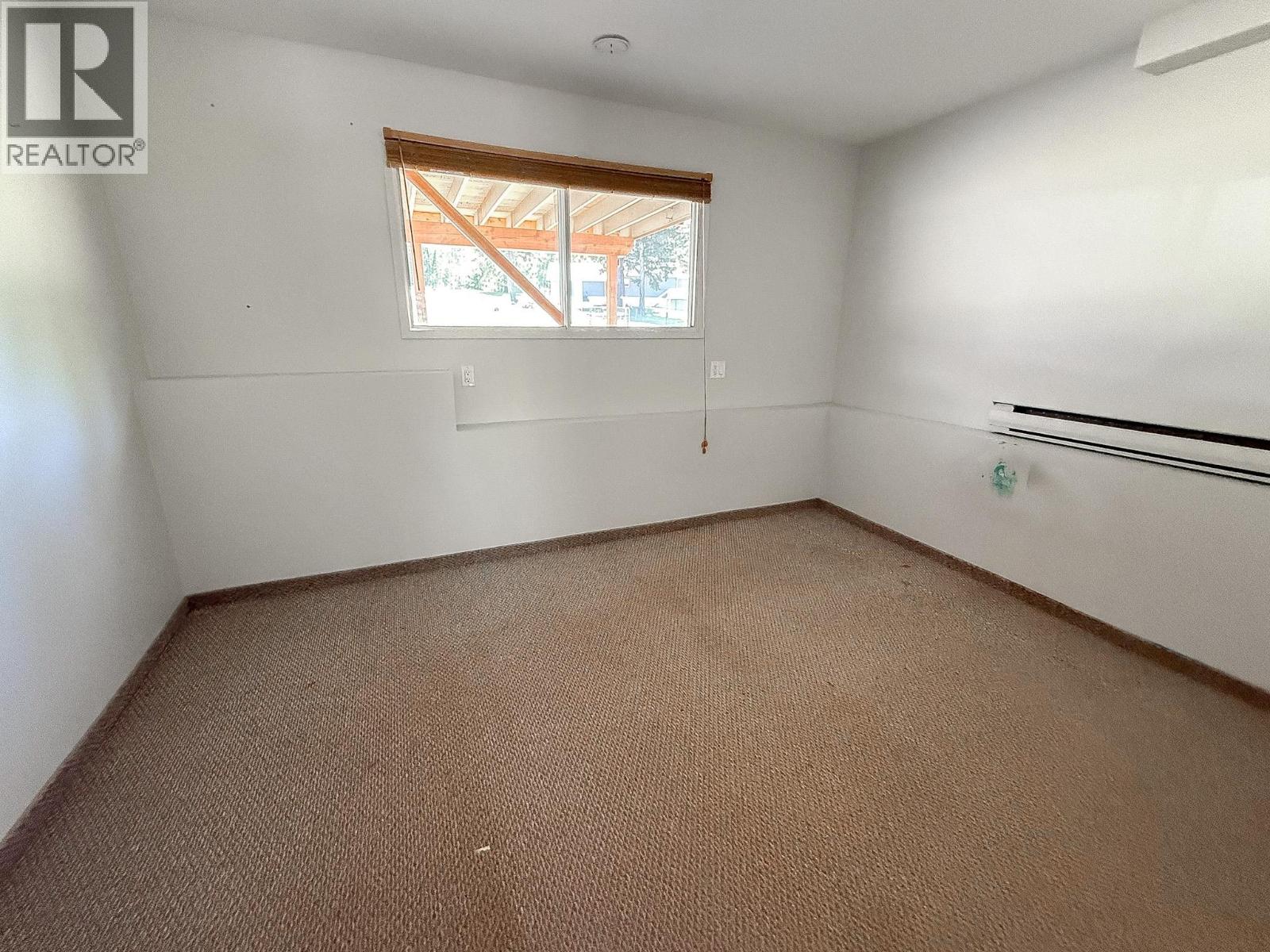 4719 Cariboo Drive, 108 Mile Ranch, British Columbia  V0K 2K0 - Photo 31 - R3091652