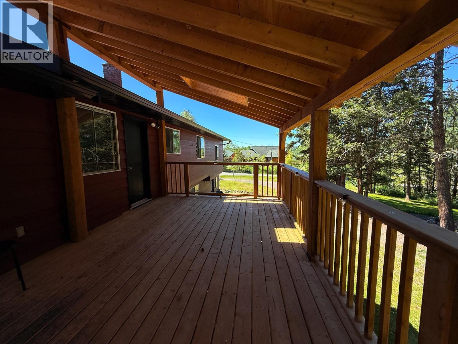 4719 Cariboo Drive, 108 Mile Ranch, British Columbia  V0K 2K0 - Photo 36 - R3091652