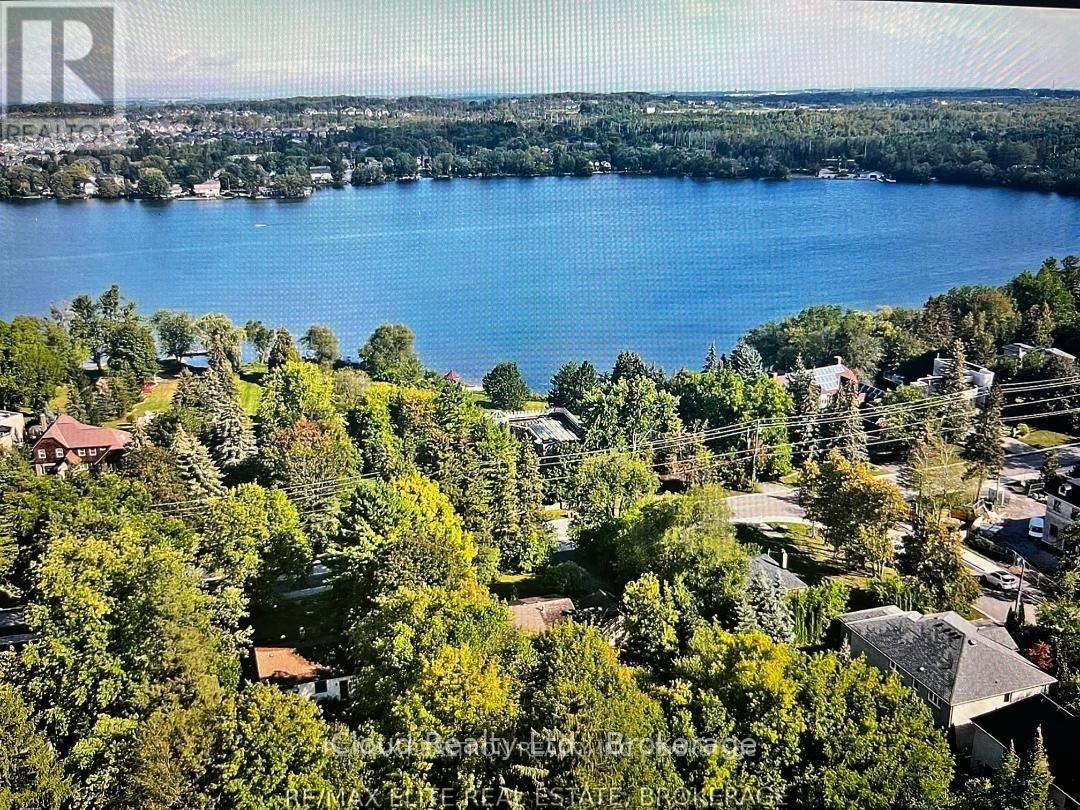 541 Sunset Beach Road, Richmond Hill, Ontario  L4E 3J8 - Photo 4 - N12798806