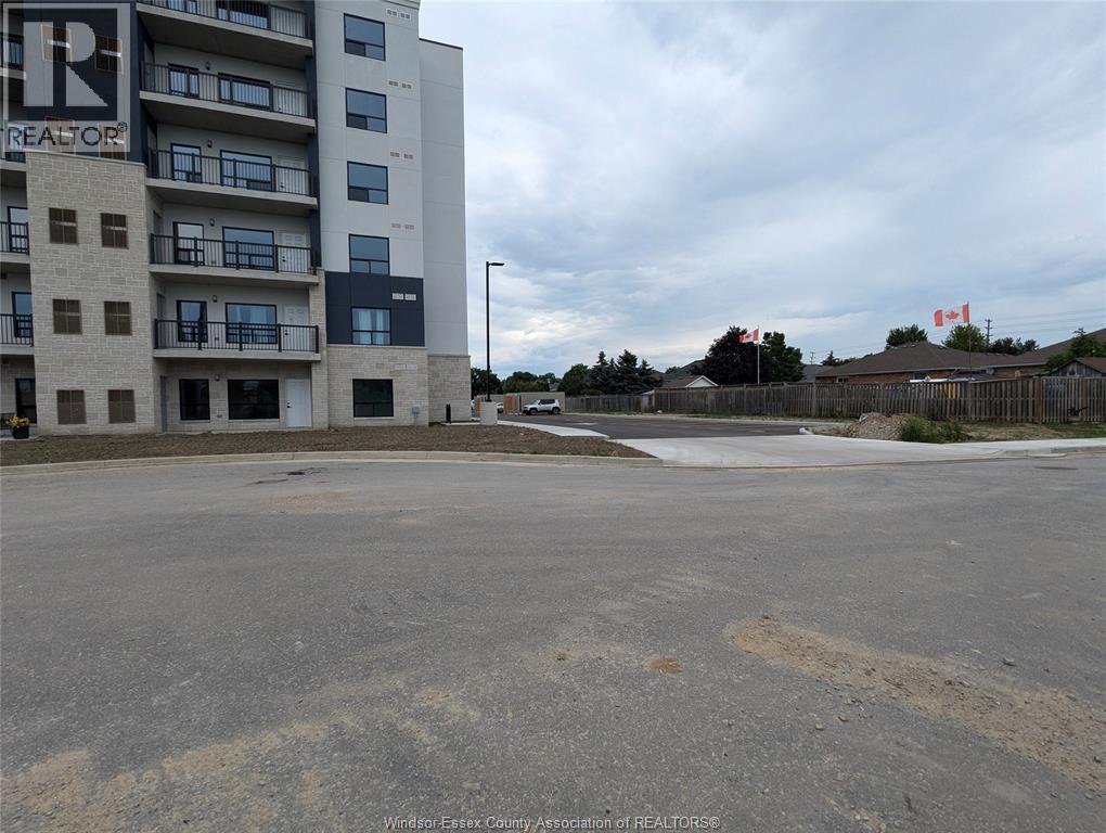 3370 Stella Crescent Unit# 129, Windsor, Ontario N8T 0B7 - Photo 27 - 26003574