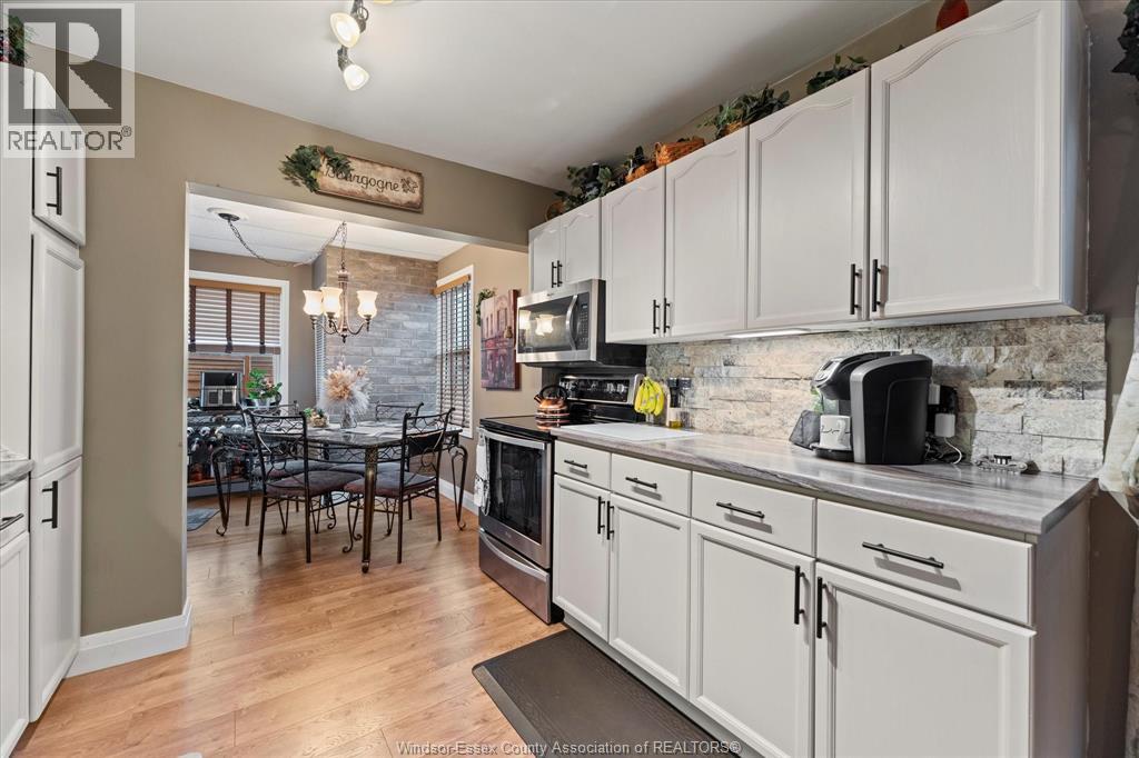 1845 Central, Windsor, Ontario N8W 4M6 - Photo 12 - 26003568
