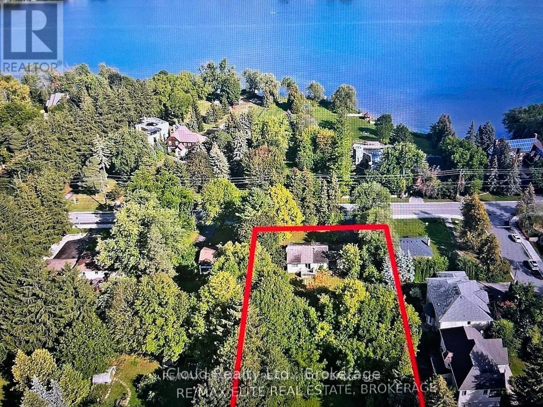 541 Sunset Beach Road, Richmond Hill, Ontario  L4E 3J8 - Photo 2 - N12798806