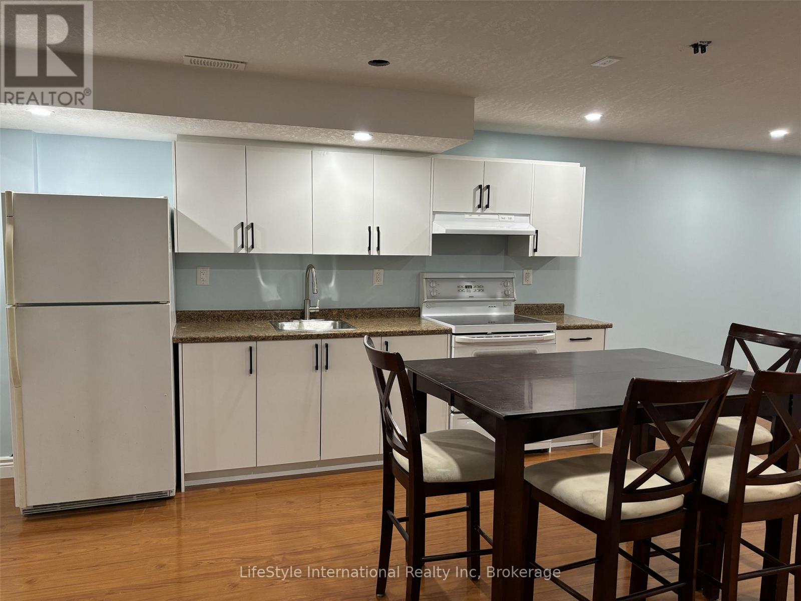 Lower - 59 Marsh Crescent, Guelph, Ontario  N1L 1L4 - Photo 4 - X12802826