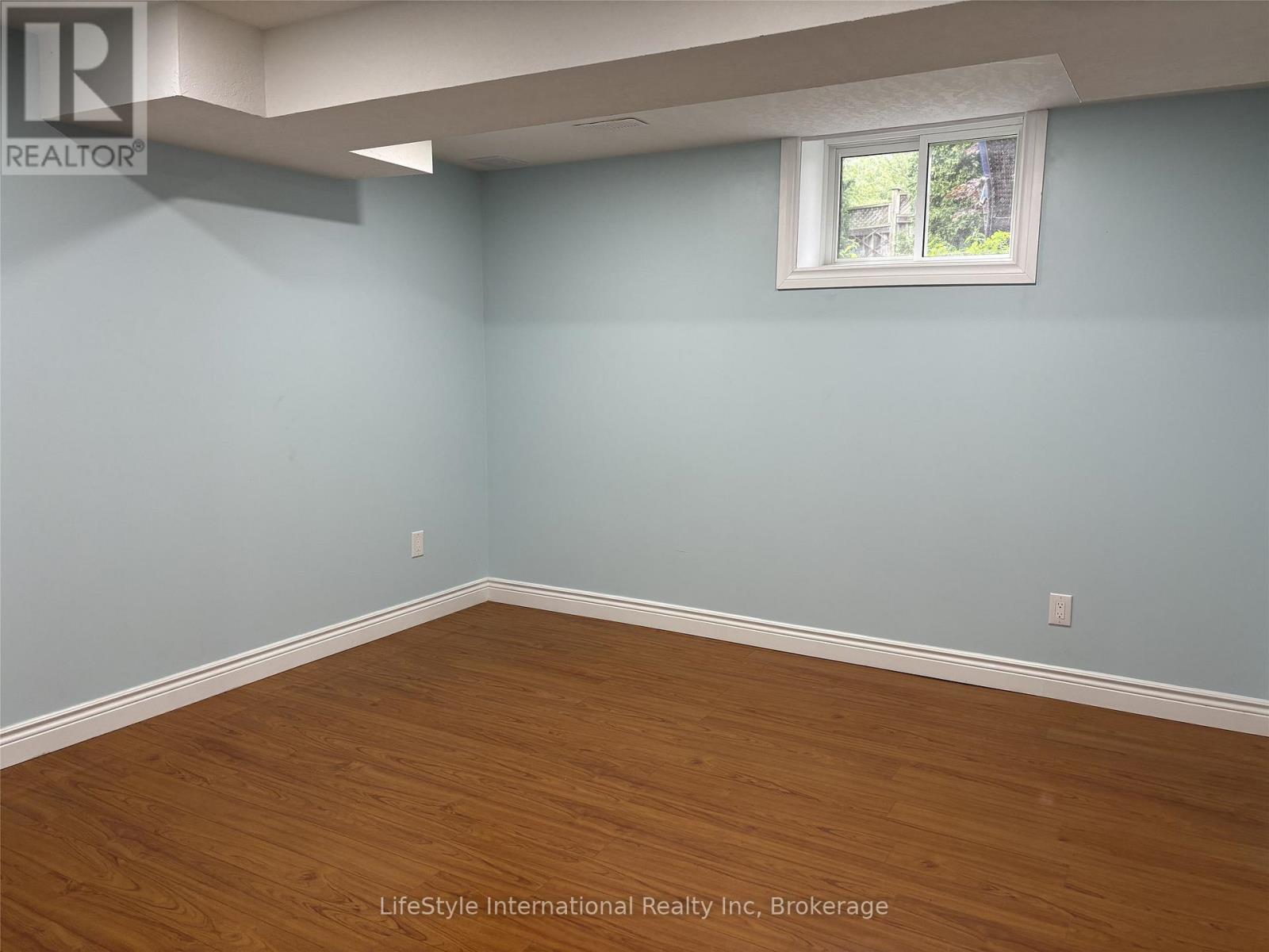 Lower - 59 Marsh Crescent, Guelph, Ontario  N1L 1L4 - Photo 7 - X12802826