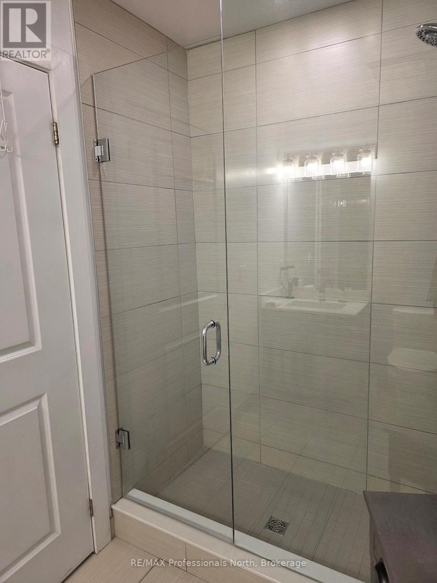 118 - 25 Pen Lake Point Road, Huntsville, Ontario  P1H 1A9 - Photo 8 - X12802926