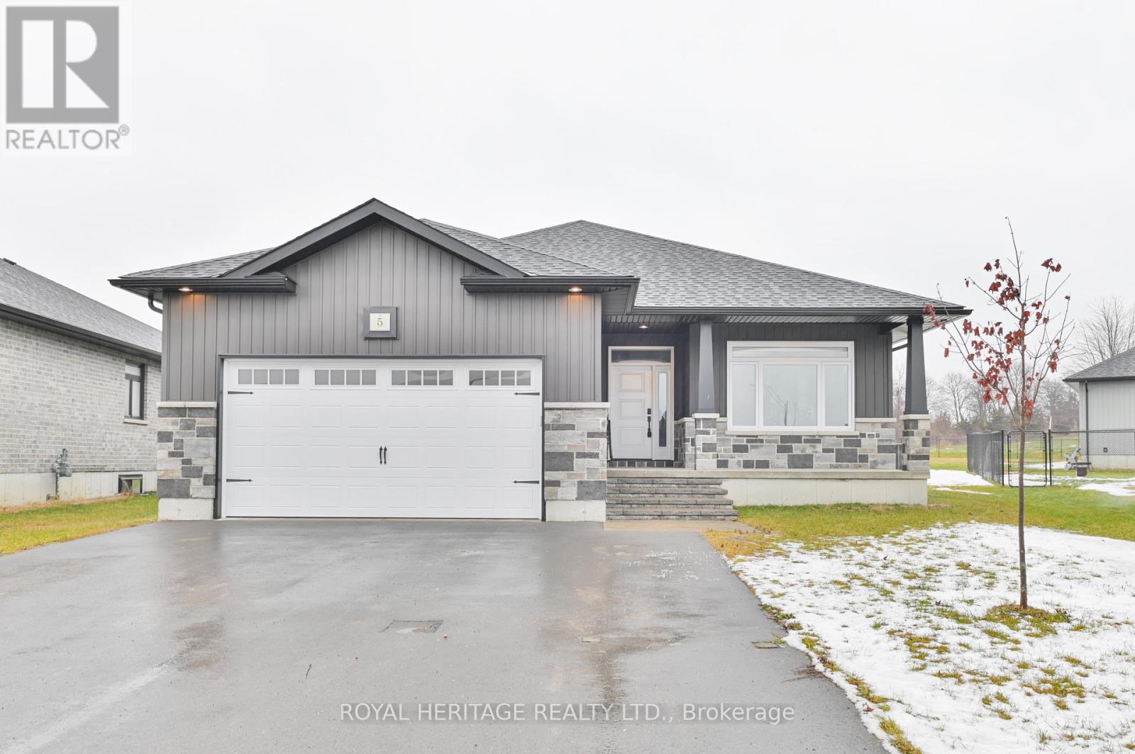 5 Schmidt Way, Quinte West (Murray Ward), Ontario  K8V 0L5 - Photo 1 - X12802860