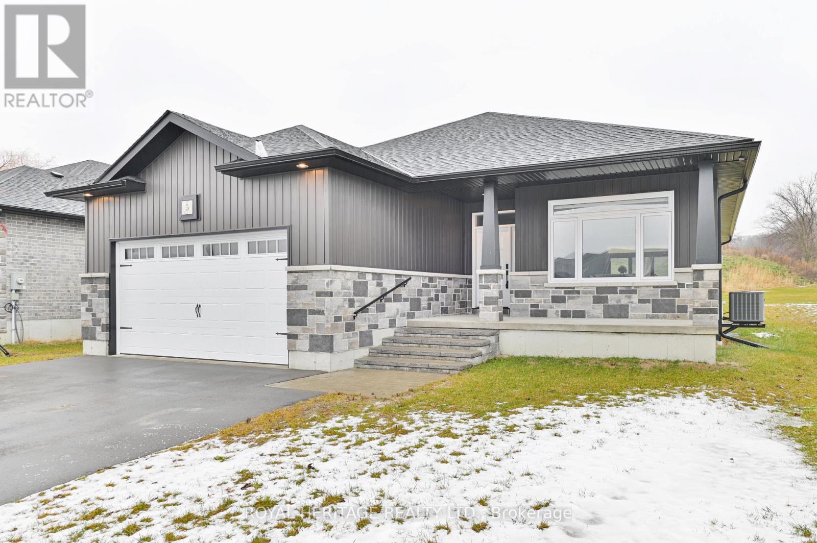 5 Schmidt Way, Quinte West (Murray Ward), Ontario  K8V 0L5 - Photo 2 - X12802860