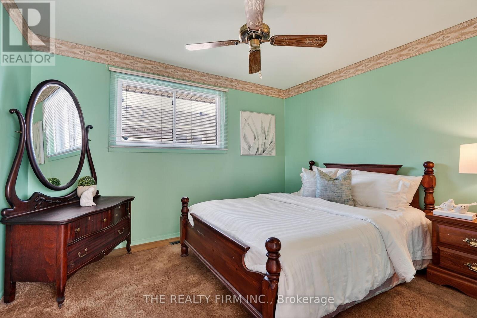 20 Harding Crescent, London South, Ontario  N6E 1G3 - Photo 11 - X12802822