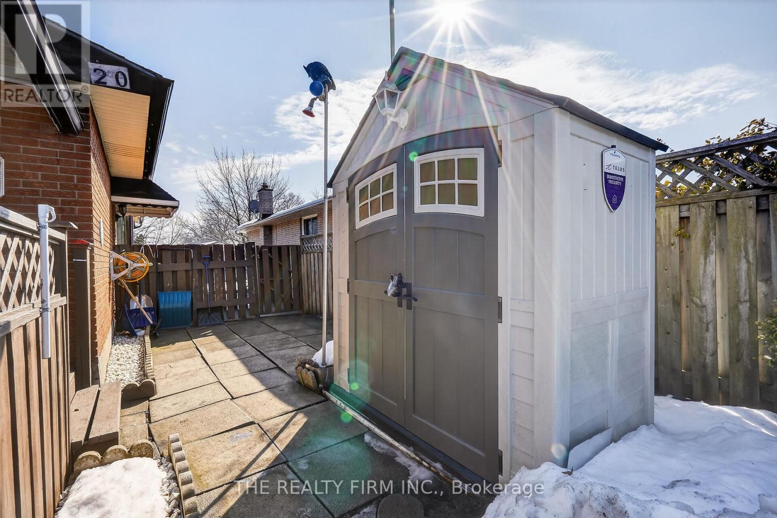 20 Harding Crescent, London South, Ontario  N6E 1G3 - Photo 24 - X12802822