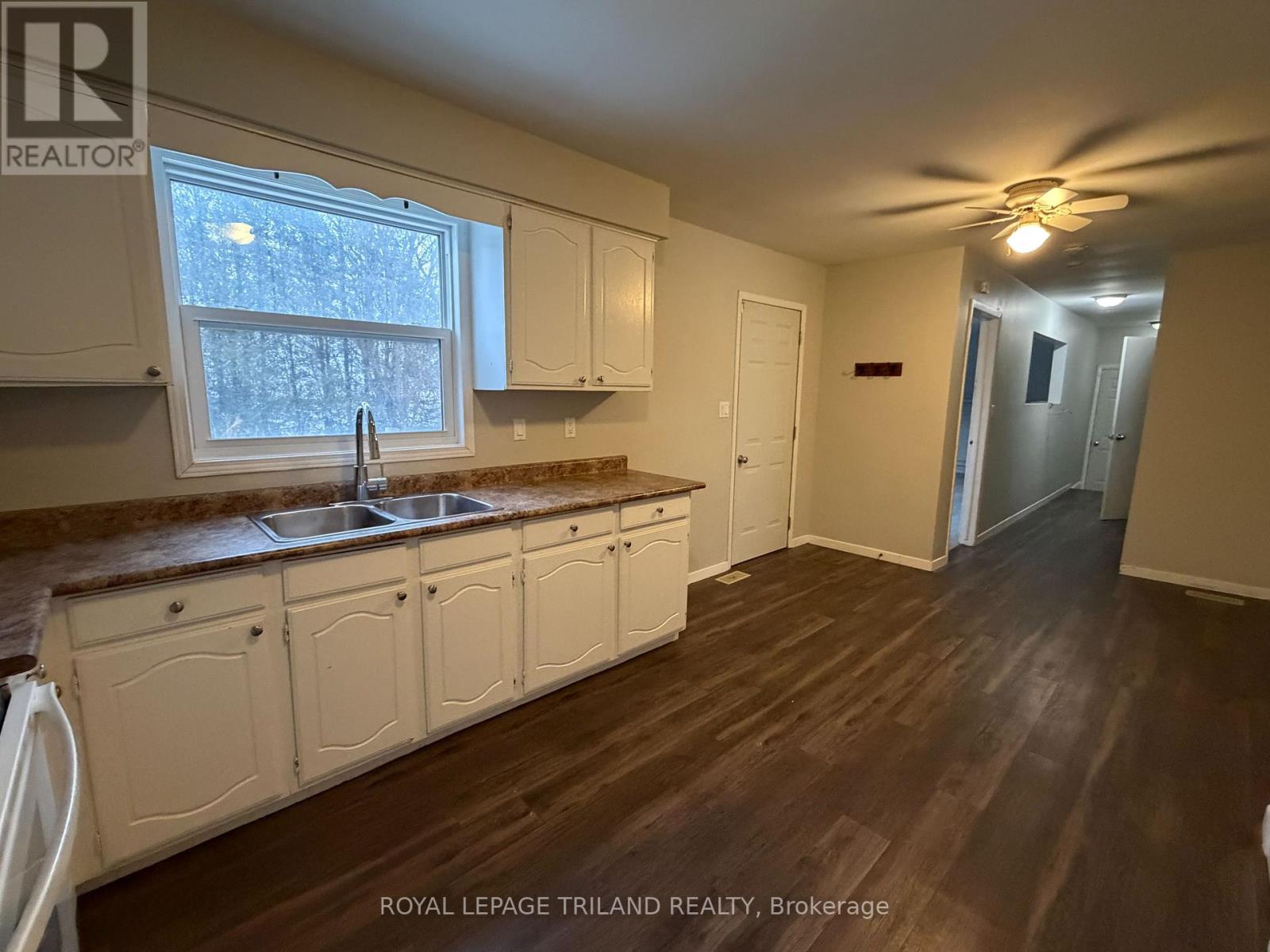 6804 Bells Road, Middlesex Centre, Ontario  N6P 1P3 - Photo 1 - X12802848