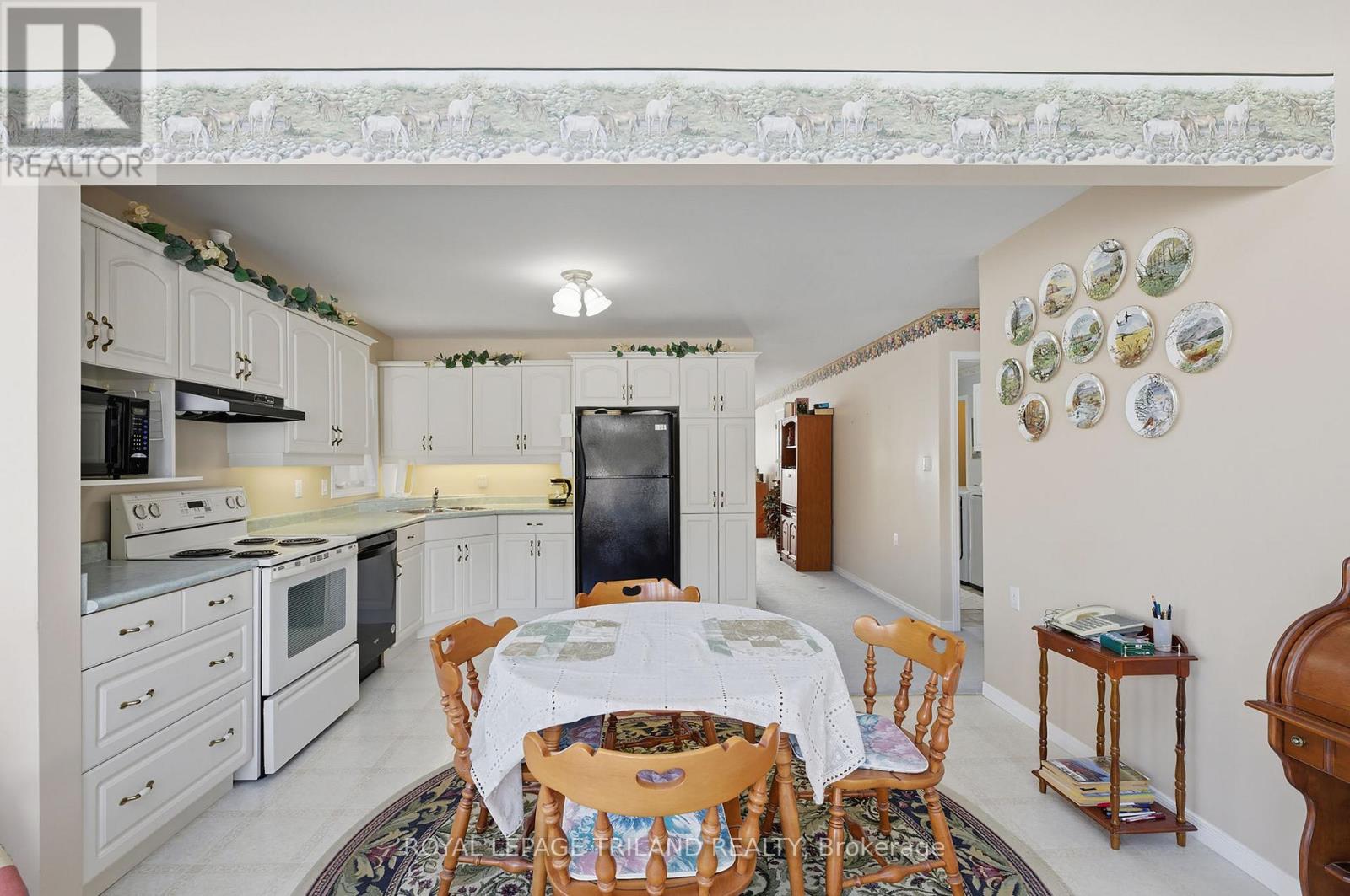 45 Ilderbrook Circle, Middlesex Centre, Ontario  N0M 2A0 - Photo 20 - X12802954