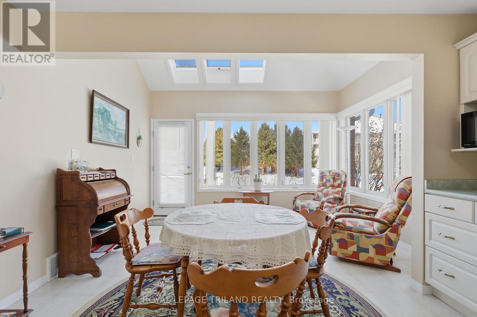 45 Ilderbrook Circle, Middlesex Centre, Ontario  N0M 2A0 - Photo 24 - X12802954