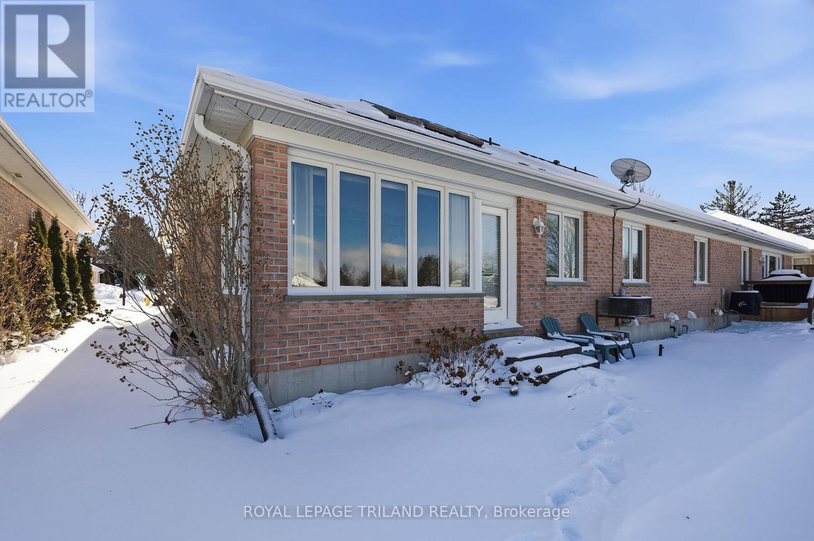 45 Ilderbrook Circle, Middlesex Centre, Ontario  N0M 2A0 - Photo 6 - X12802954