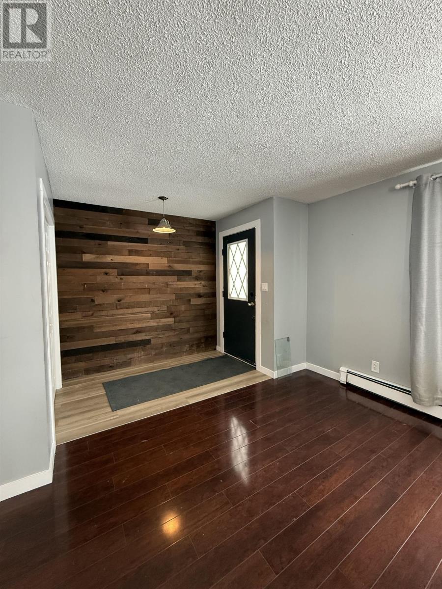 113 Cedar Cres, Longlac, Ontario  P0T 2A0 - Photo 12 - TB253502