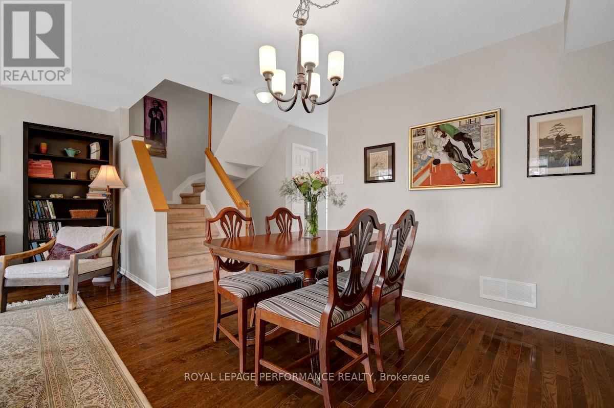 175 Arcola Private, Ottawa, Ontario  K1K 4W9 - Photo 18 - X12802830