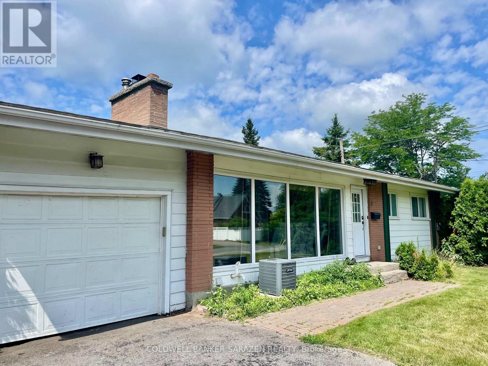 18 Stinson Avenue, Ottawa, Ontario  K2H 6N1 - Photo 1 - X12802846