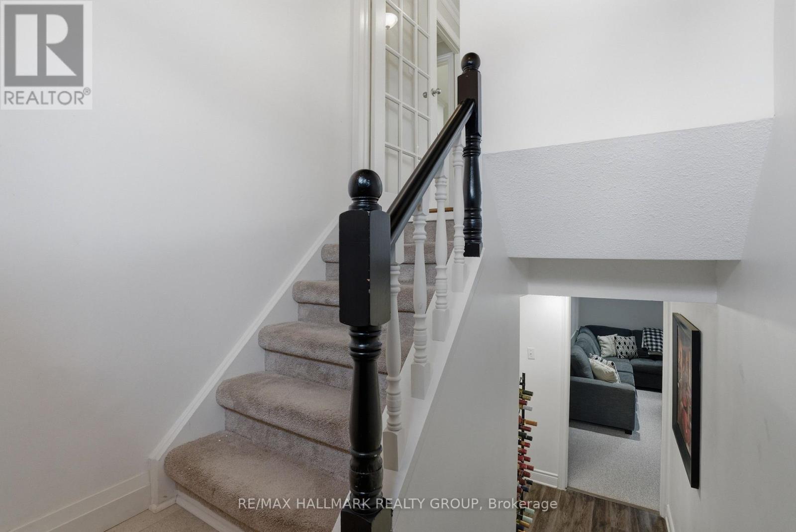 24 Binscarth Crescent, Ottawa, Ontario  K2L 1S1 - Photo 19 - X12802880