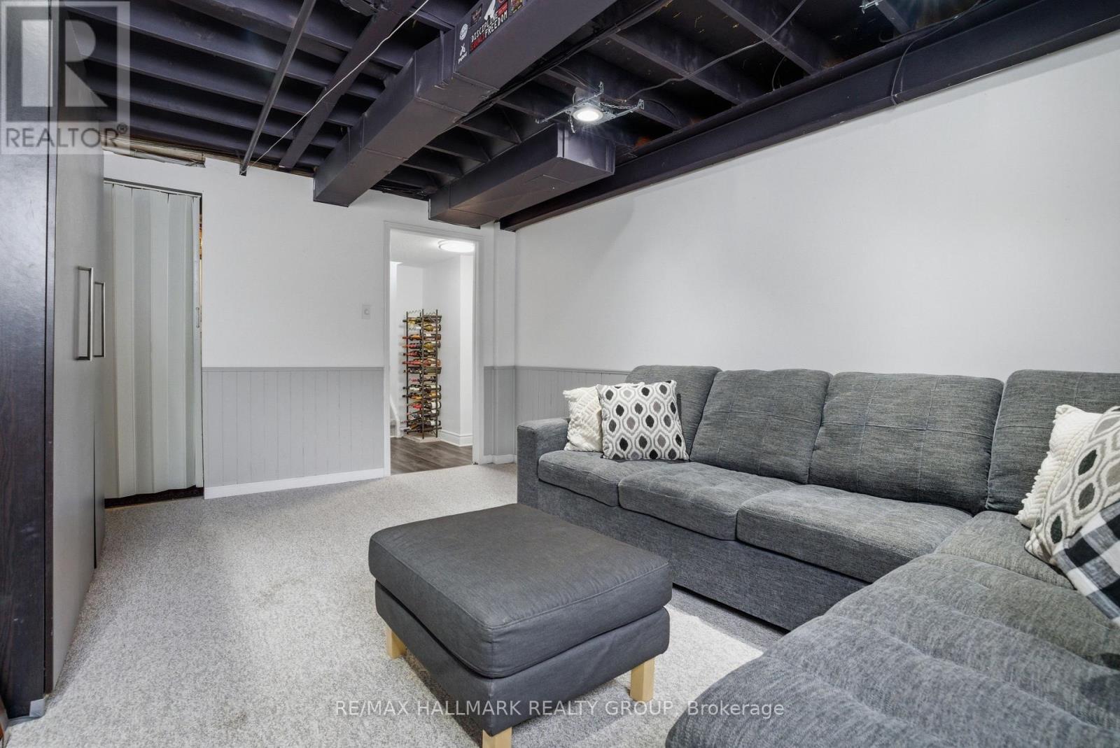 24 Binscarth Crescent, Ottawa, Ontario  K2L 1S1 - Photo 21 - X12802880