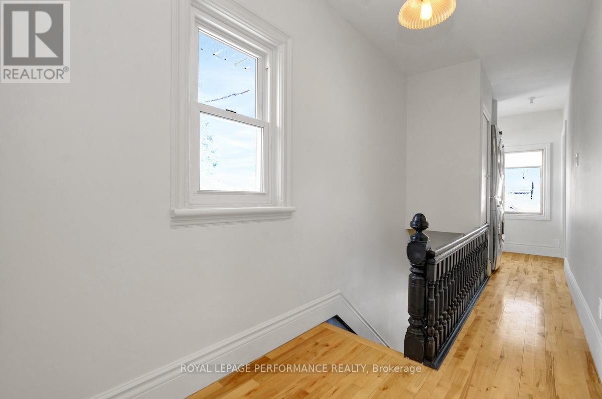 44 Queen Mary Street, Ottawa, Ontario  K1K 1X9 - Photo 25 - X12803008
