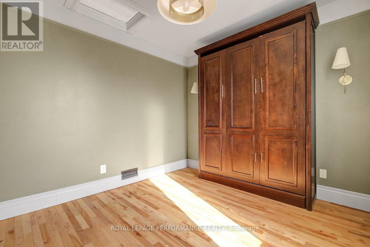 44 Queen Mary Street, Ottawa, Ontario  K1K 1X9 - Photo 28 - X12803008